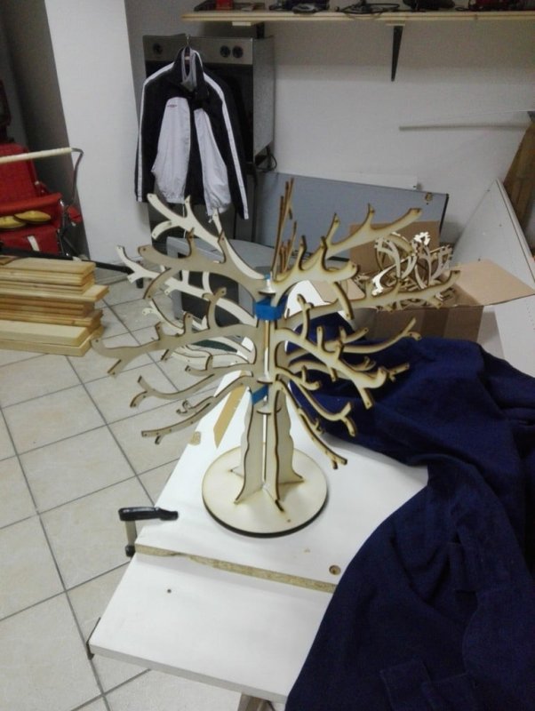 Laser Cut Big Jewelry Tree