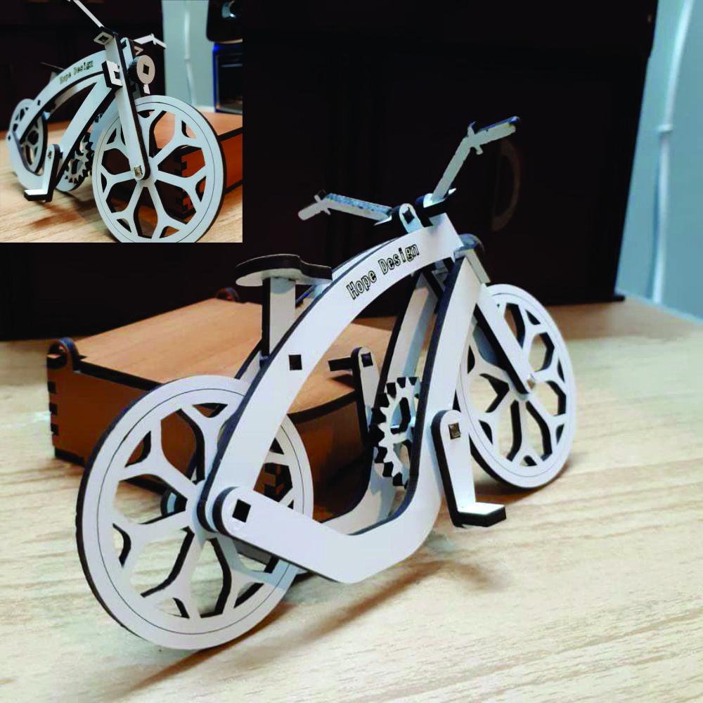 Modello di bicicletta tagliato al laser