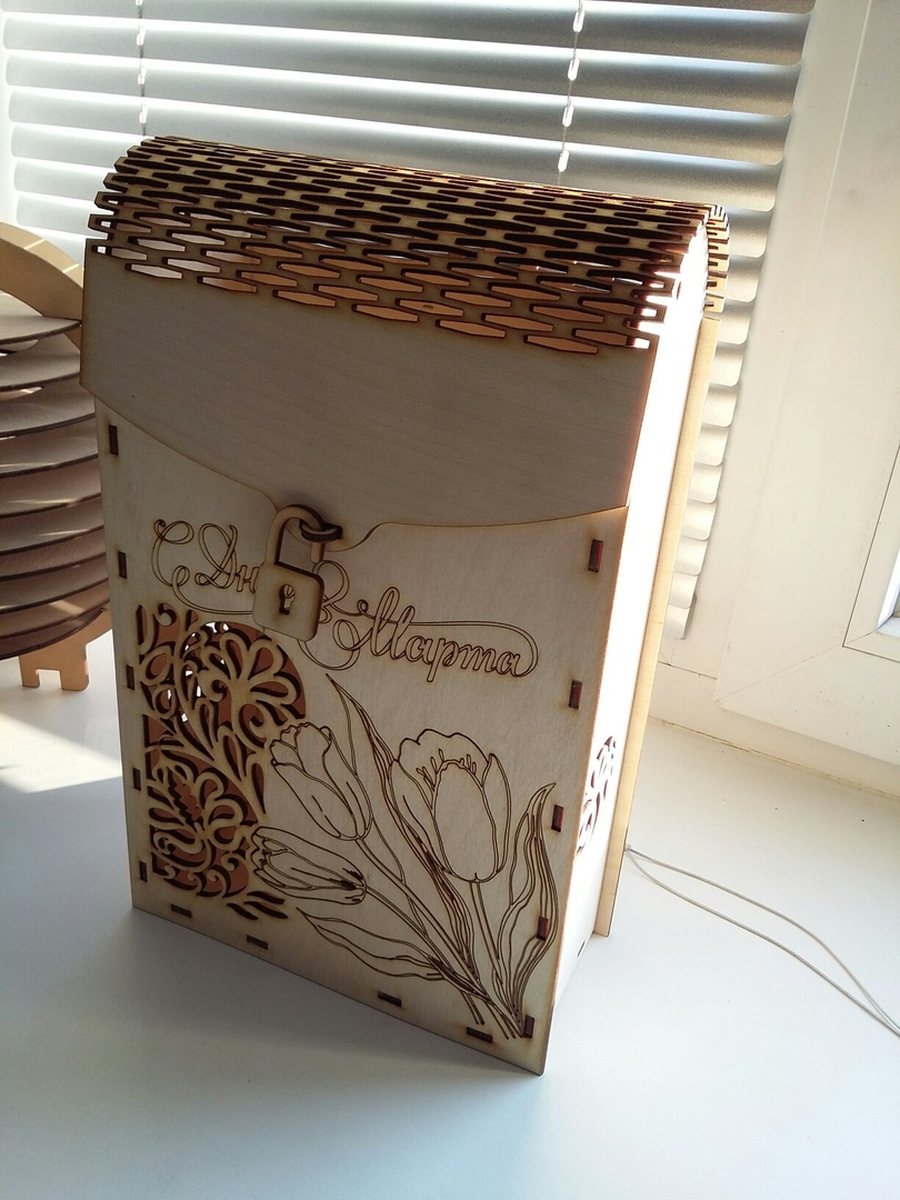 Лазерная резка декоративной винной коробки из фанеры 3 мм