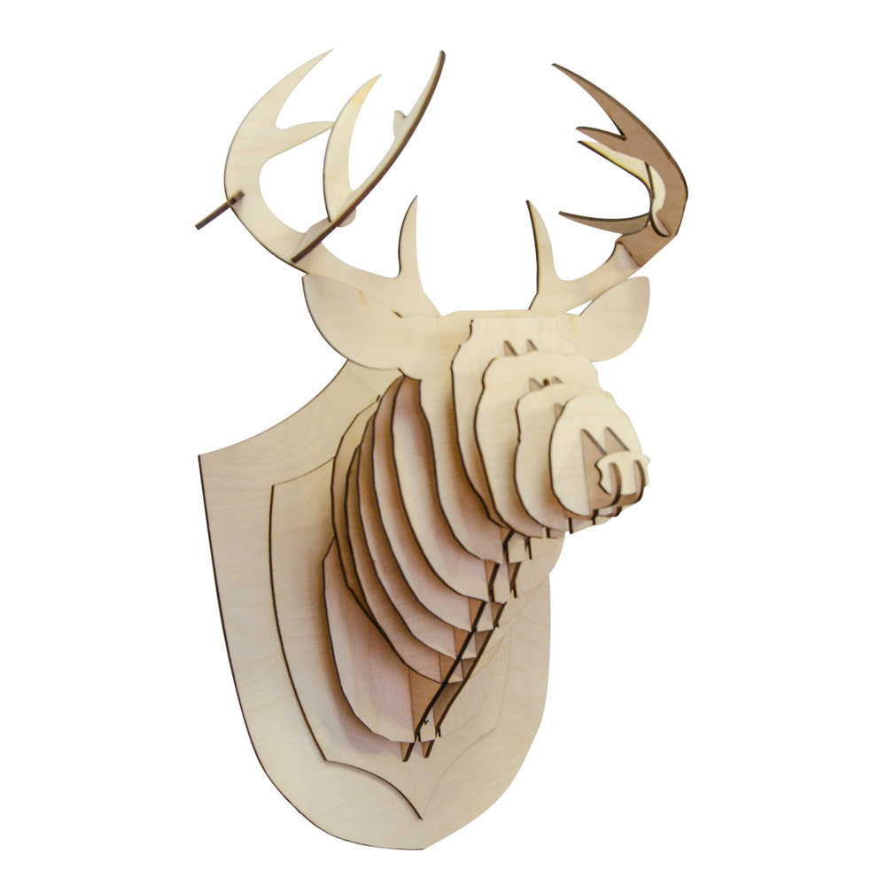 Trofeo de cabeza de ciervo de madera cortada con láser