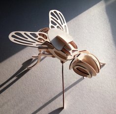 Lasergeschnittene Fliege Holzspielzeug Kinderzimmer Dekor