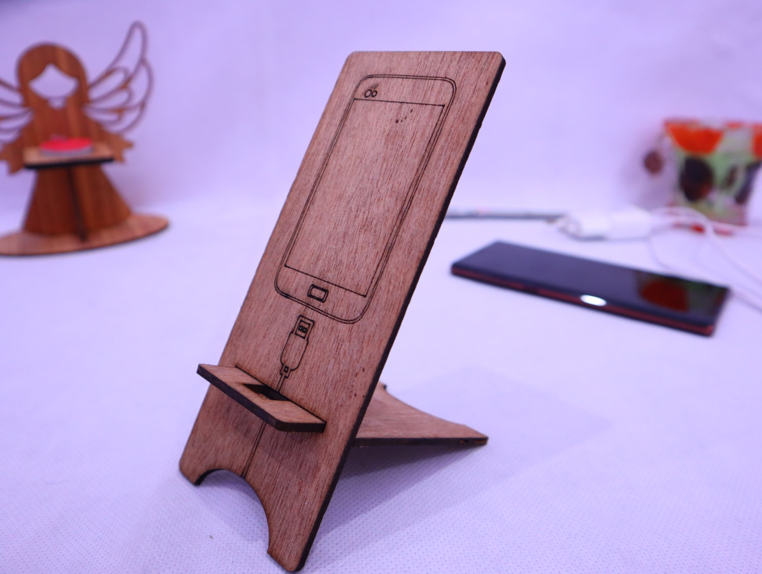 Laser Cut Wood Phone Stand 3mm Free Vector