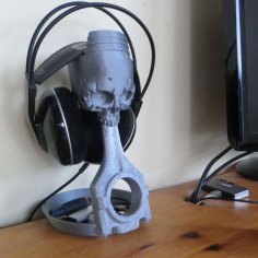 Skull Headphone Stand 3D Printer Model