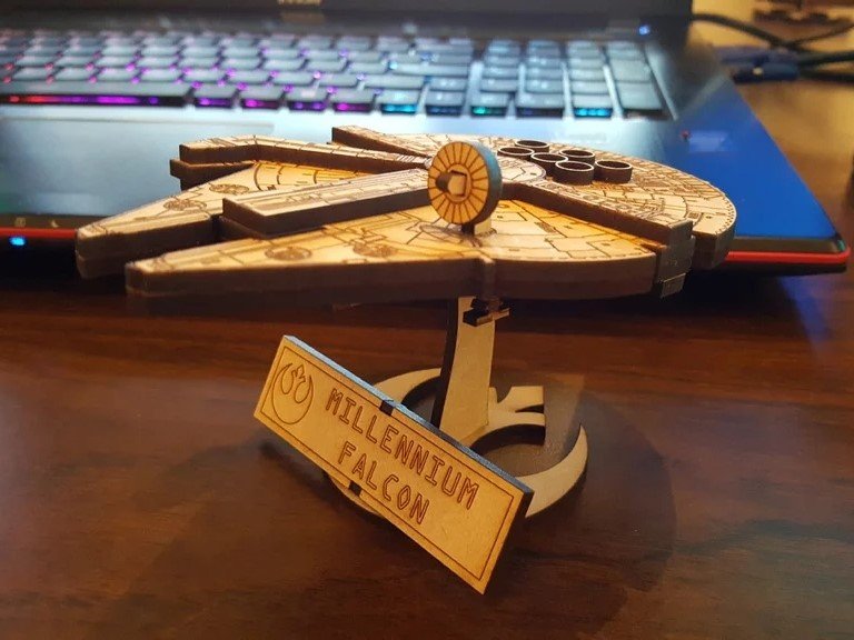 Laser Cut Star Wars Millennium Falcon DXF File