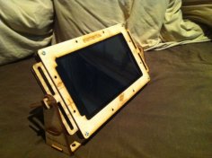 Laser Cut Pi 7″ Screen Housing