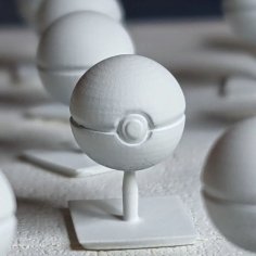 Solid Pokeball For Miniatures 3D Printer Model