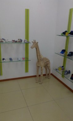 Laser Cut Giraffe 3D Plywood Puzzle 10mm Free Vector