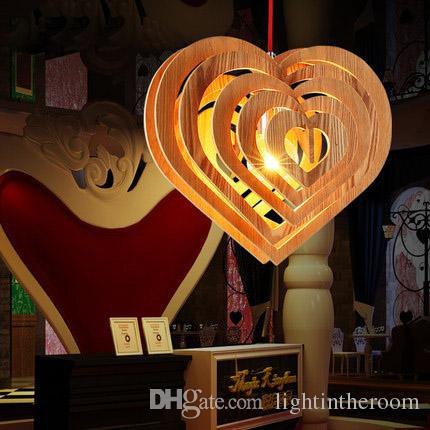 Лампа в форме сердца с лазерной резкой