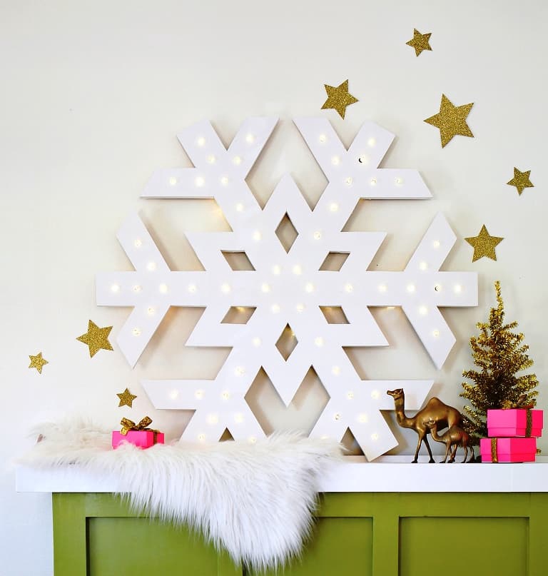 Лазерная резка снежинки домашний декор