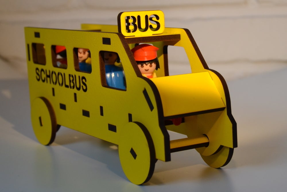 Lasergeschnittenes hölzernes Schulbus-Spielzeug