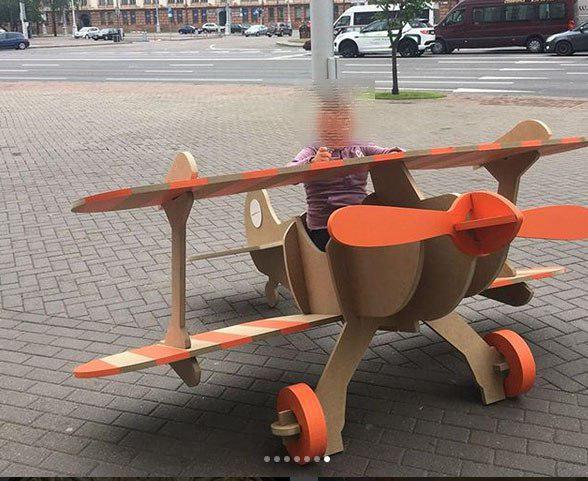 Máy bay bằng gỗ cắt laser Play Sturcture