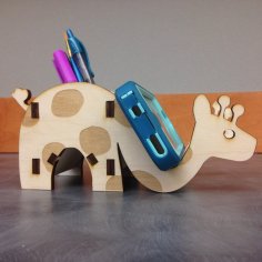 Portacellulare e portapenne a forma di giraffa tagliati al laser 6 mm