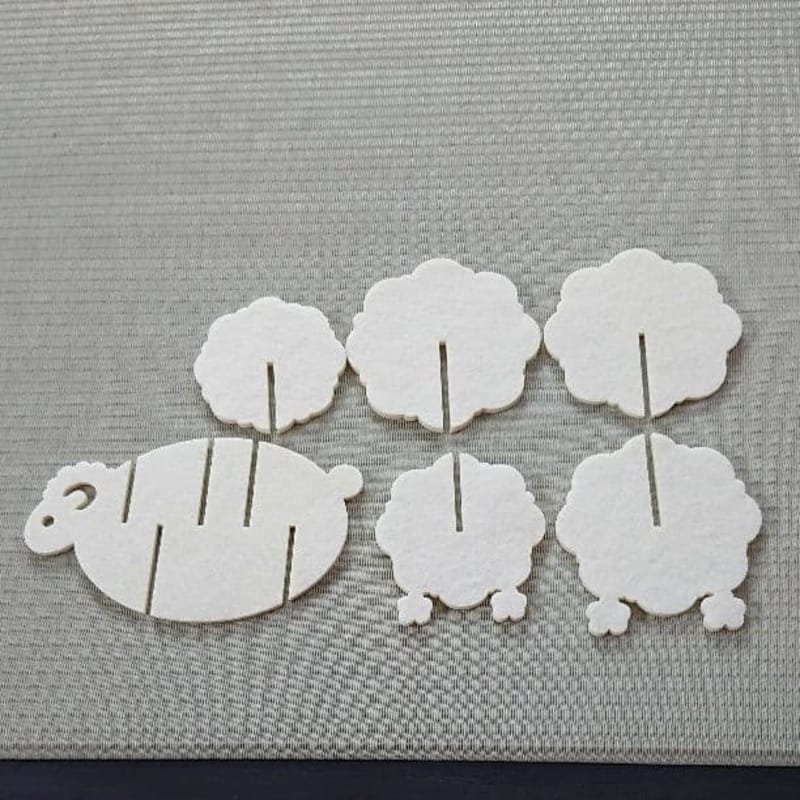 Laser Cut Felt Sheep Drink Coasters Set With Holder