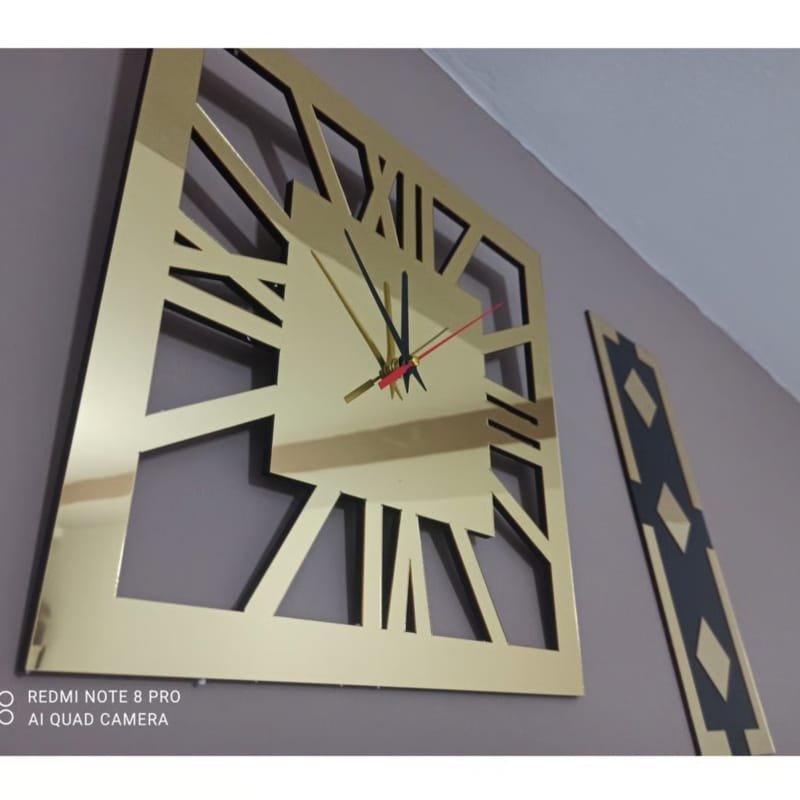 Laser Cut Acrylic Mirror 3-Piece Modern Wall Clock