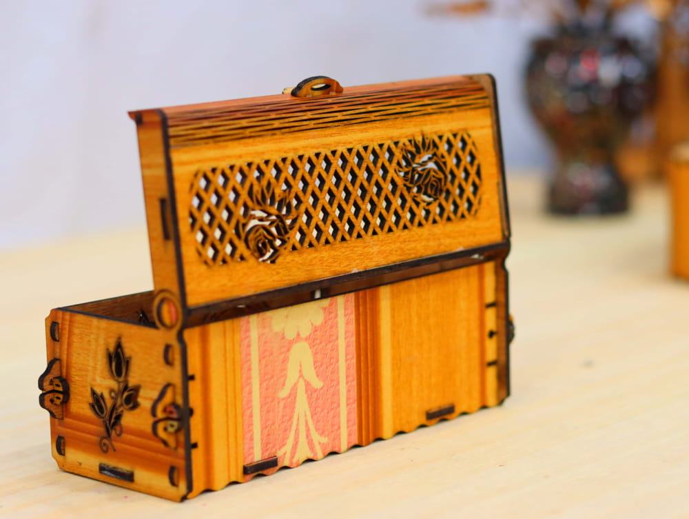 Laser Cut Decorative Wood Gift Box With Lid Free Vector