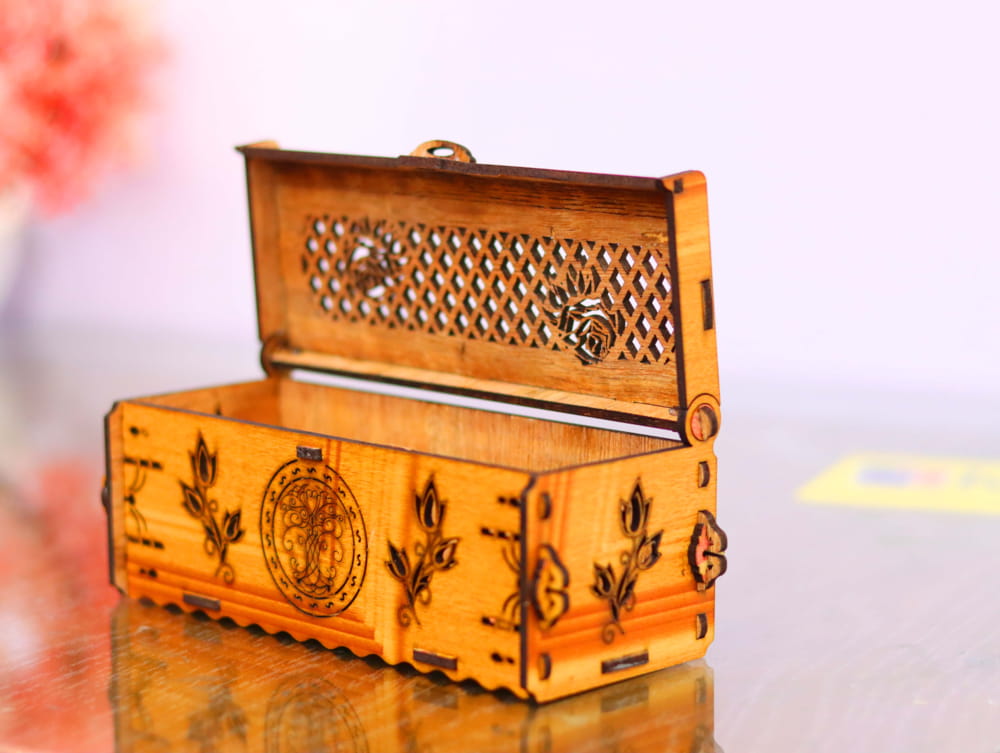 Laser Cut Decorative Wood Gift Box With Lid Free Vector