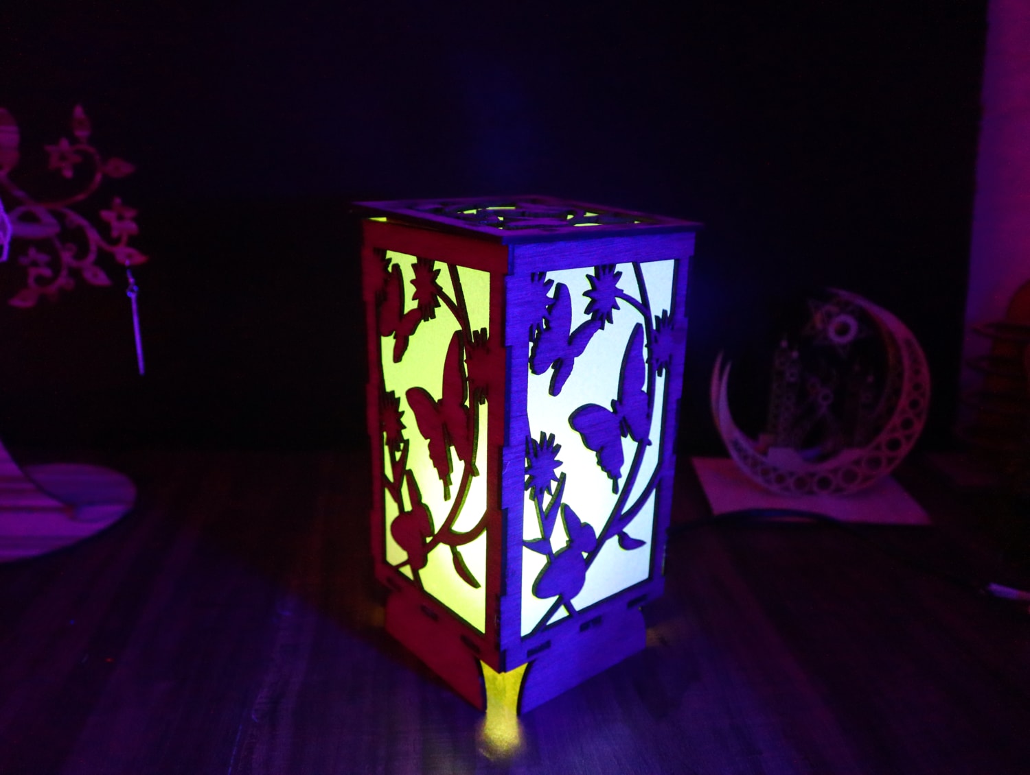 Laser Cut Wooden Shadow Box Night Lamp 3mm Free Vector