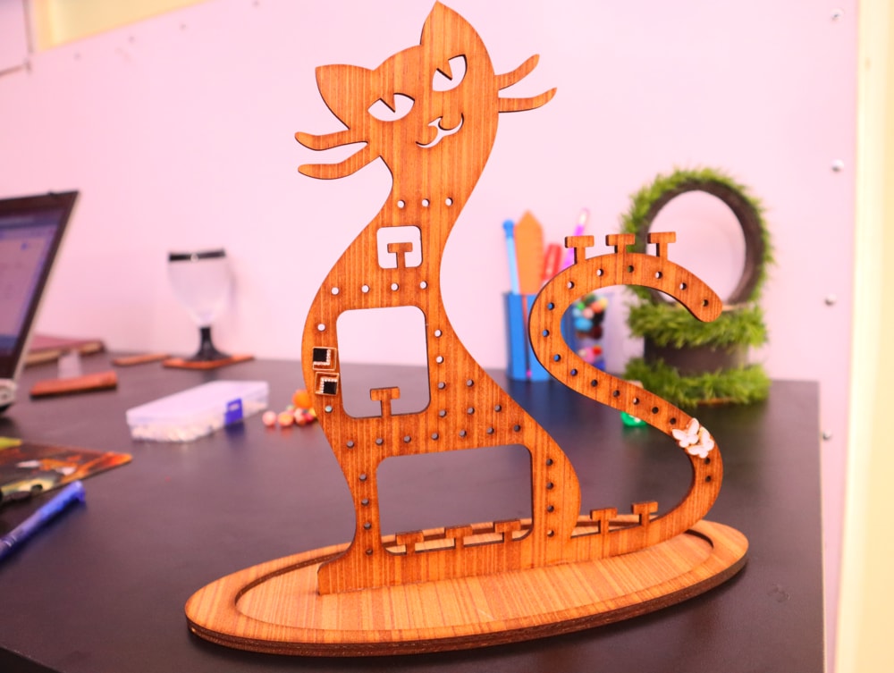 Laser Cut Cat Jewelry Stand Plywood 3mm Free Vector