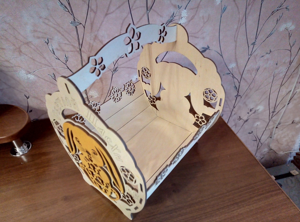 Laser Cut Decorative Basket With Bunny DWG File