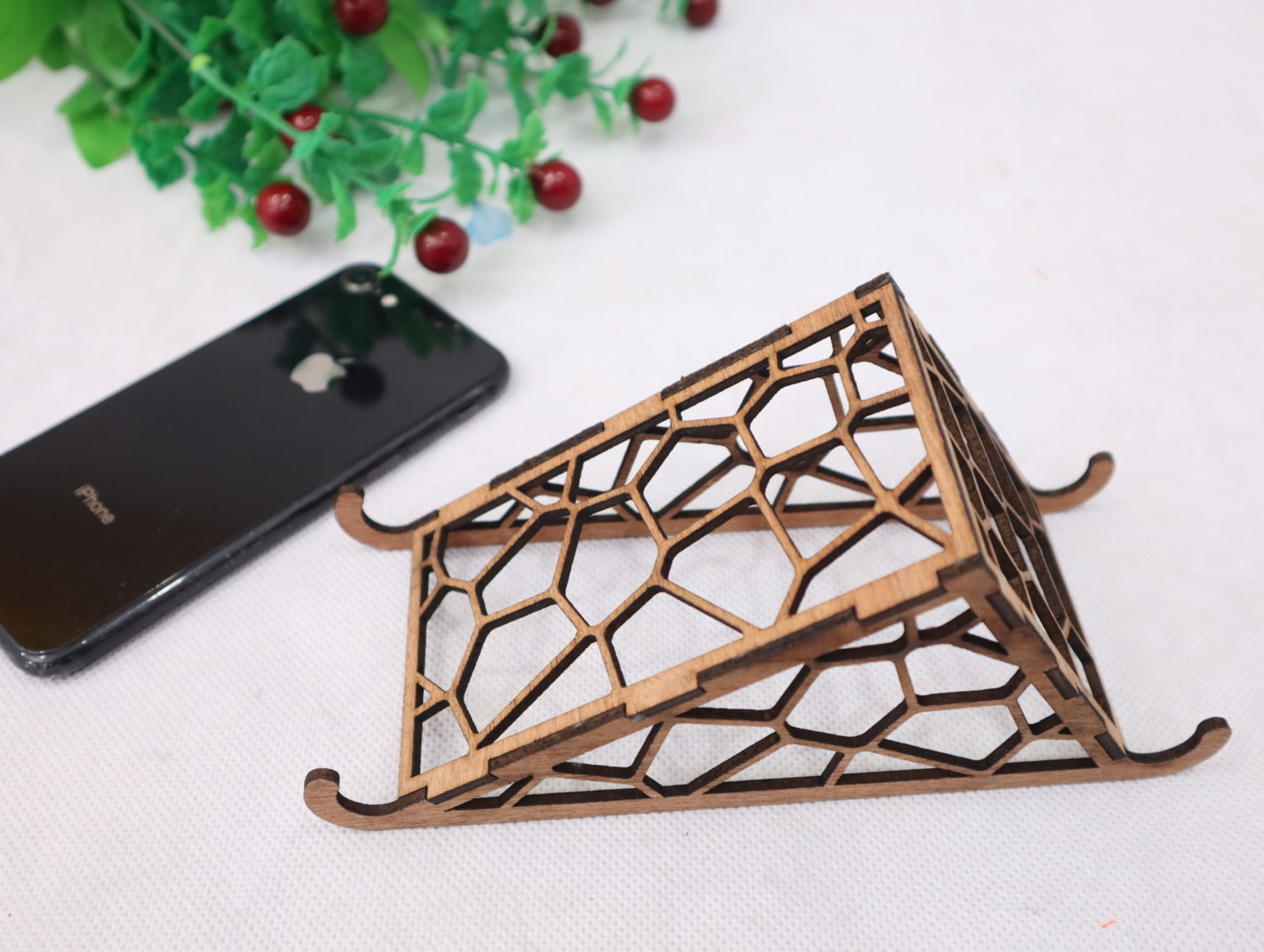 Laser Cut Wooden Phone Stand 3mm Free Vector