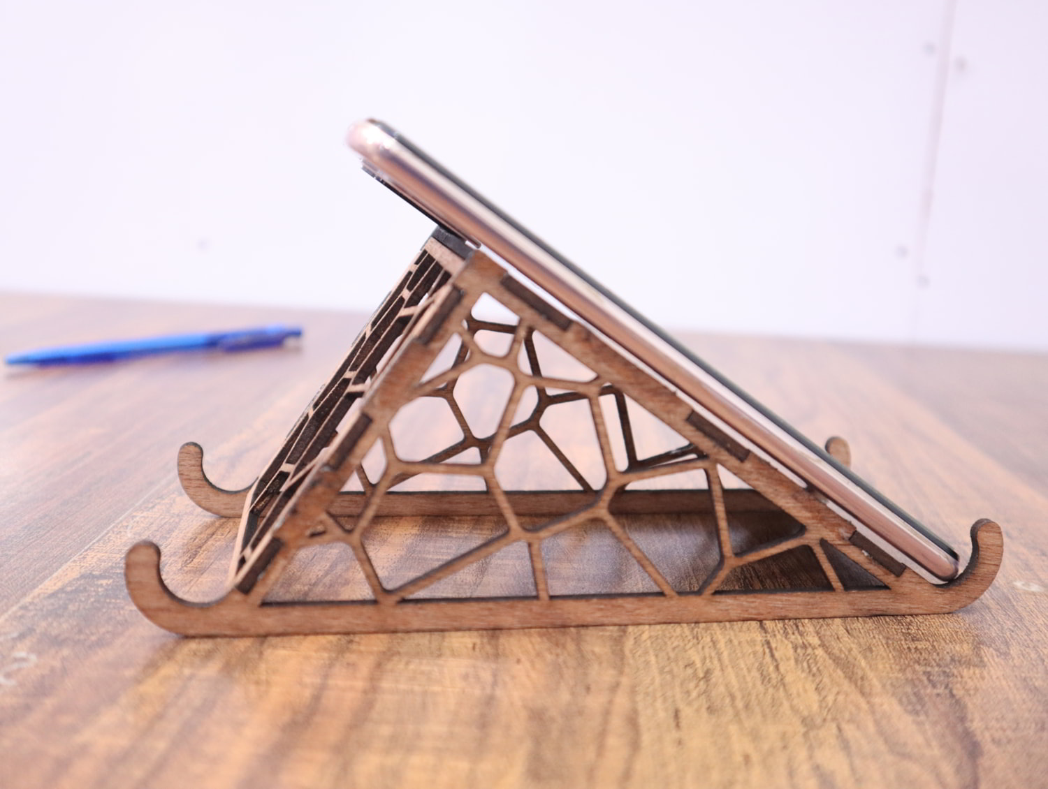 Laser Cut Wooden Phone Stand 3mm Free Vector