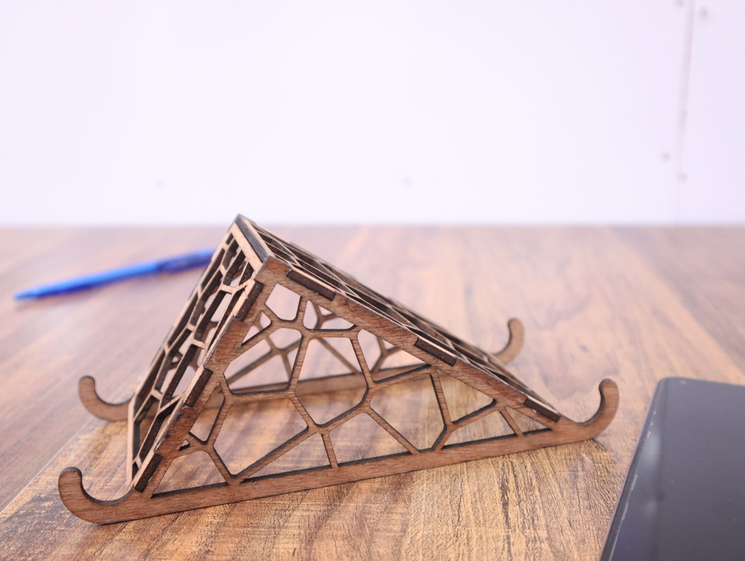 Laser Cut Wooden Phone Stand 3mm Free Vector