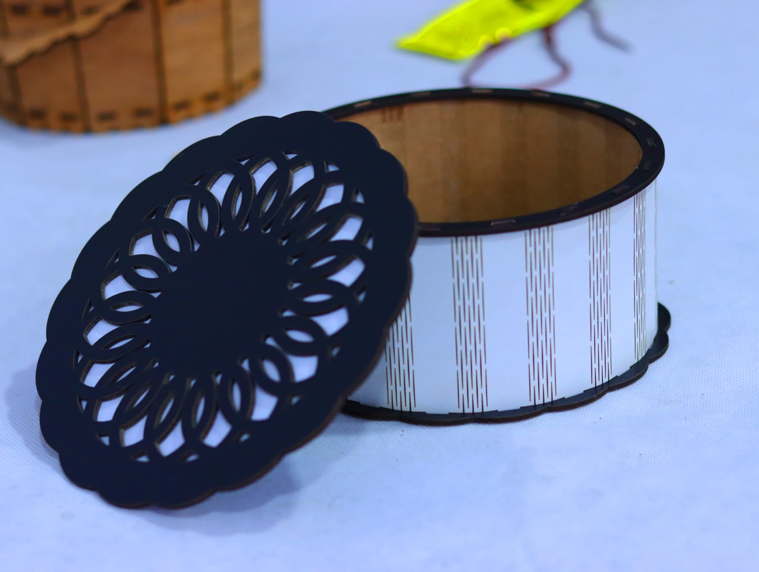 Laser Cut Decorative Round Gift Box 3mm Free Vector