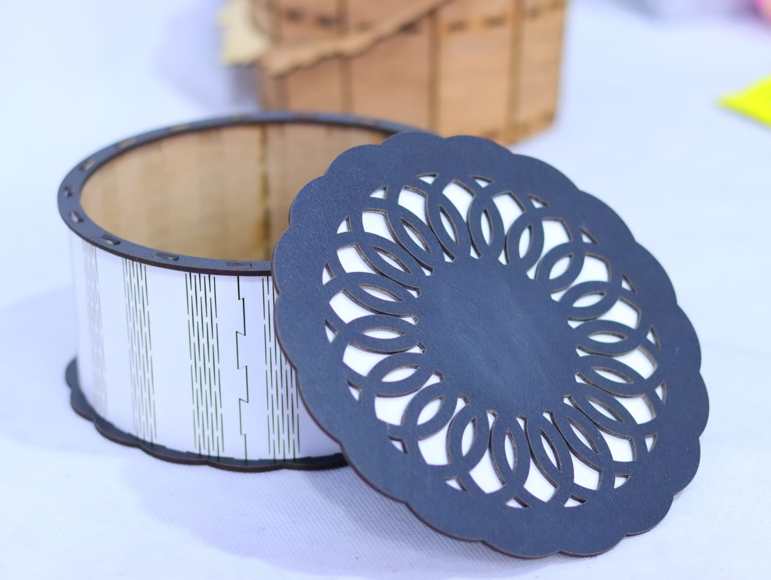 Laser Cut Decorative Round Gift Box 3mm Free Vector