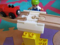 Duplo Brick To Brio Track Adapter With Snap-lock 3D Printer Model