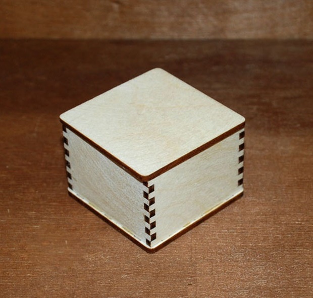 Caja de joyería en blanco cortada con láser Caja de madera sin terminar en blanco