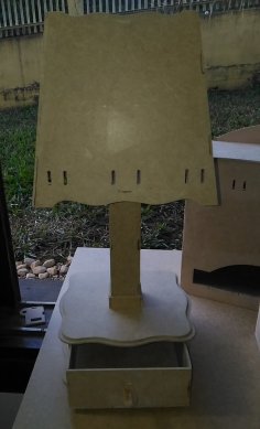 Лазерная резка деревянной лампы с выдвижным ящиком