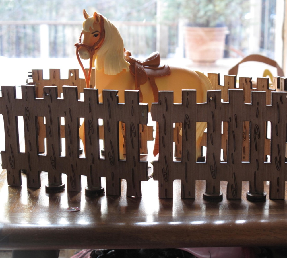 Laser Cut Toy Horse Stable Fence 4.55mm Plywood Free Vector