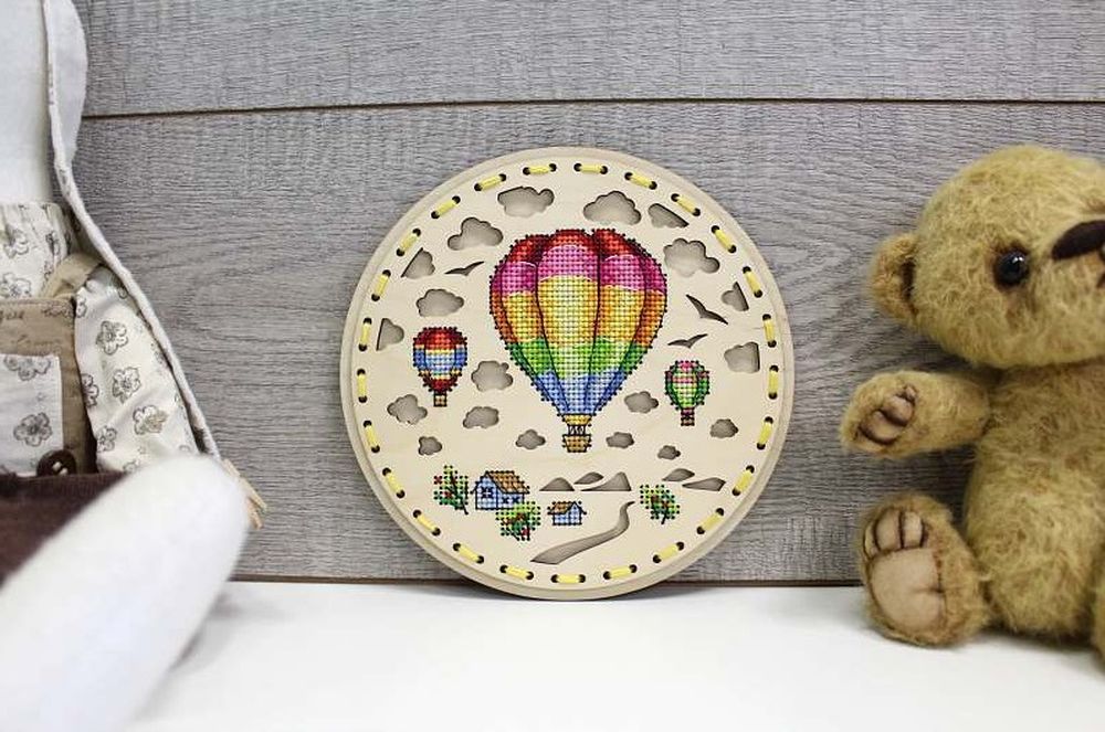 Laser Cut Cross Stitch Hot Air Balloon Decoration 18х18см Free Vector