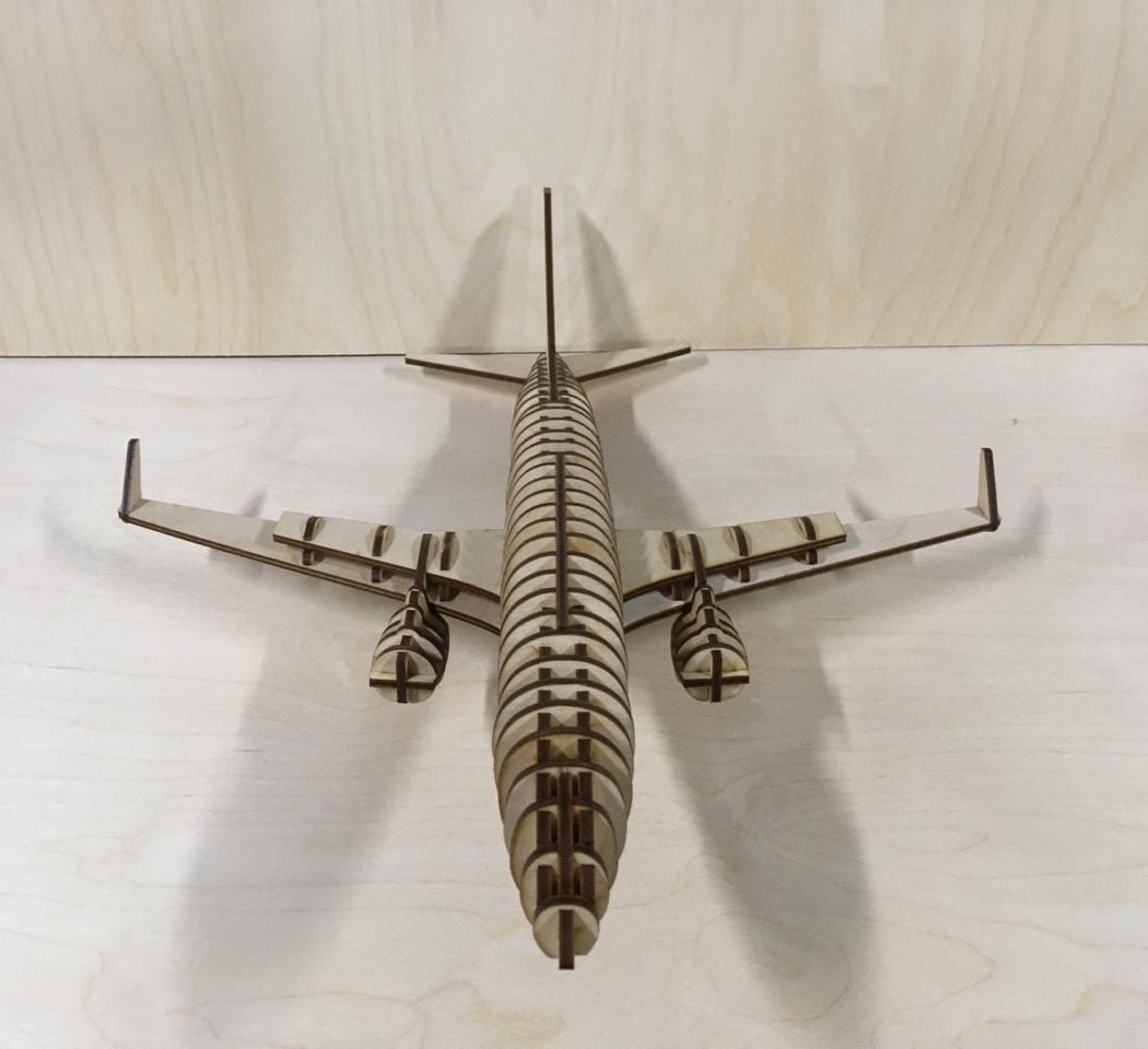 مدل سه بعدی هواپیما برش لیزری