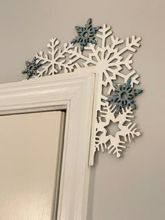 Laser Cut Christmas Decoration Door Corner Snowflakes