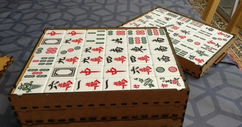 Laser Cut Mahjong Case SVG File