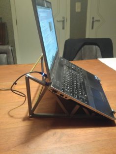 Large Laptop Stand (dell Latitude, Toshiba Satellite 15-17inch) 3D Printer Model