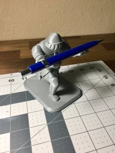 Knight Pen Holder, Revised 3D Printer Model