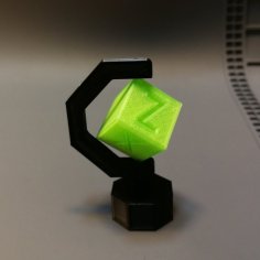 XYZ Cube Stand. “Round And Round” 3D Printer Model