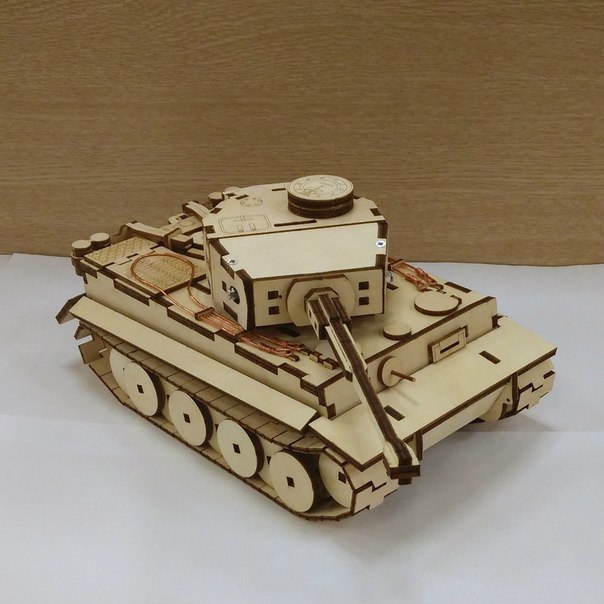 लेजर कट टैंक Pz Kpfw V Tiger