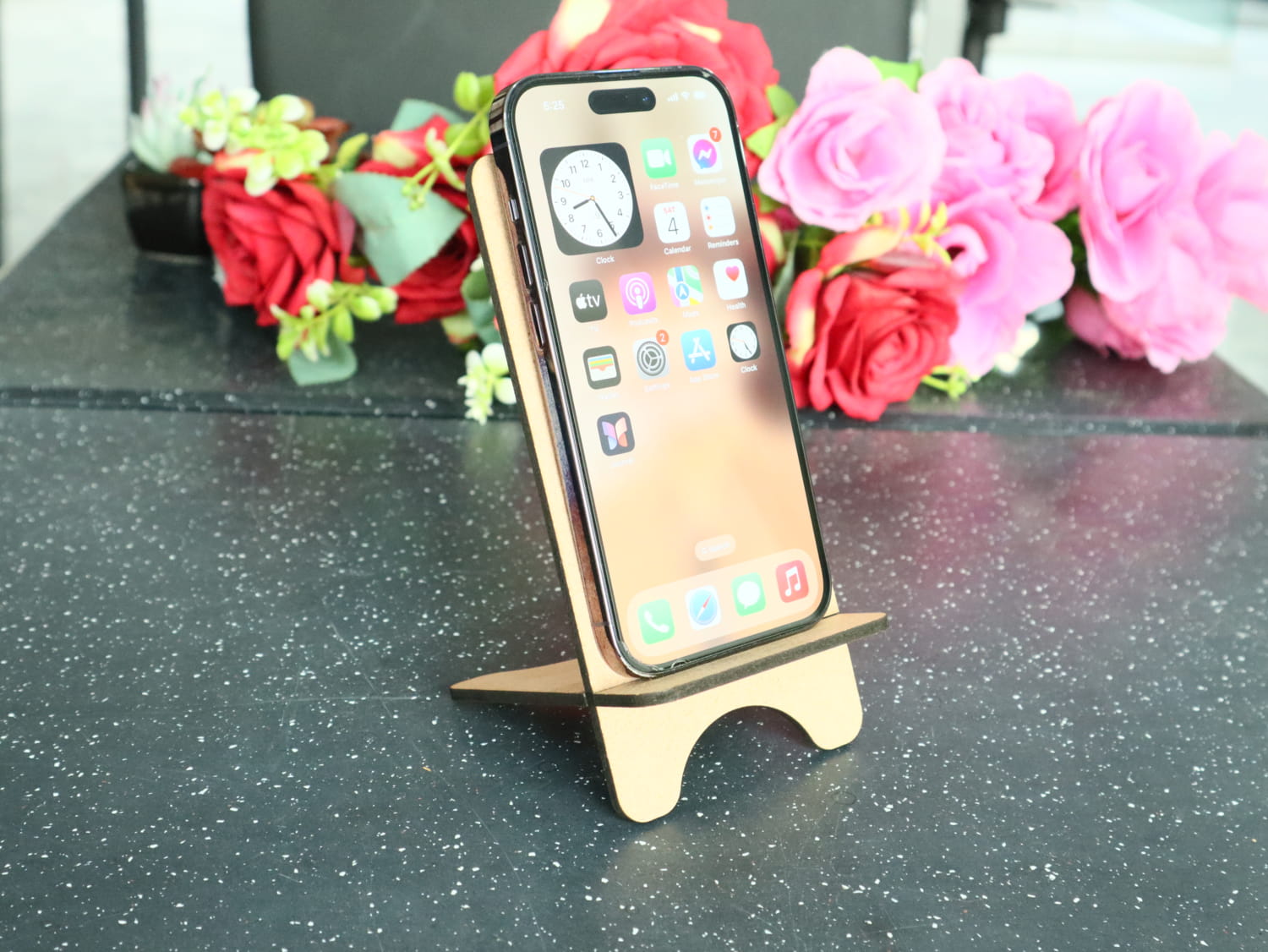 Laser Cut Wooden iPhone Stand Free Vector