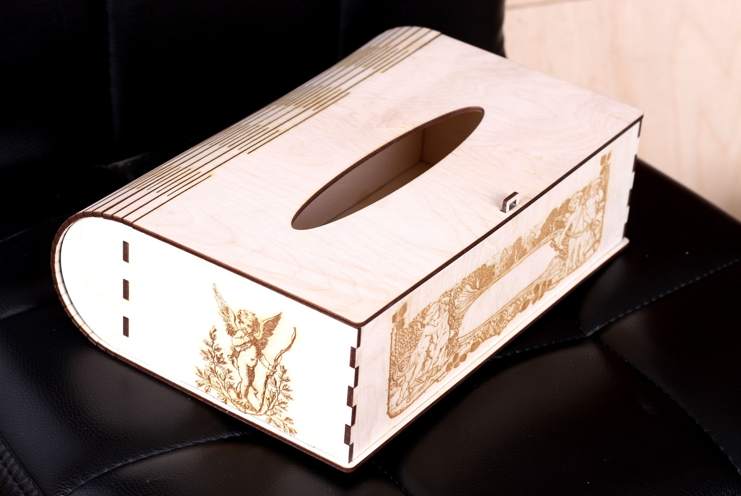 Caja de pañuelos cortada con láser Soporte de pañuelos grabado Madera contrachapada