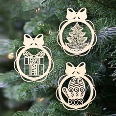 Giocattoli in legno con ornamenti per alberi di Natale tagliati al laser