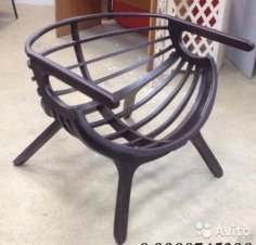 Резное деревянное кресло
