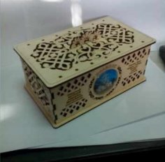Laserowo wycinane ozdobne pudełko na biżuterię ze sklejki