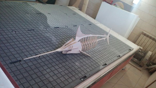 Corte a laser 3D de peixe-espada
