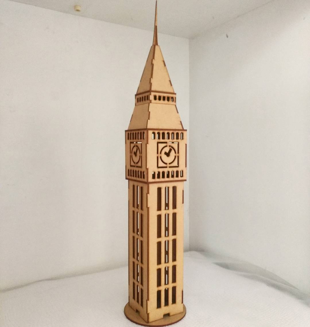 Big Ben découpé au laser modèle 3D