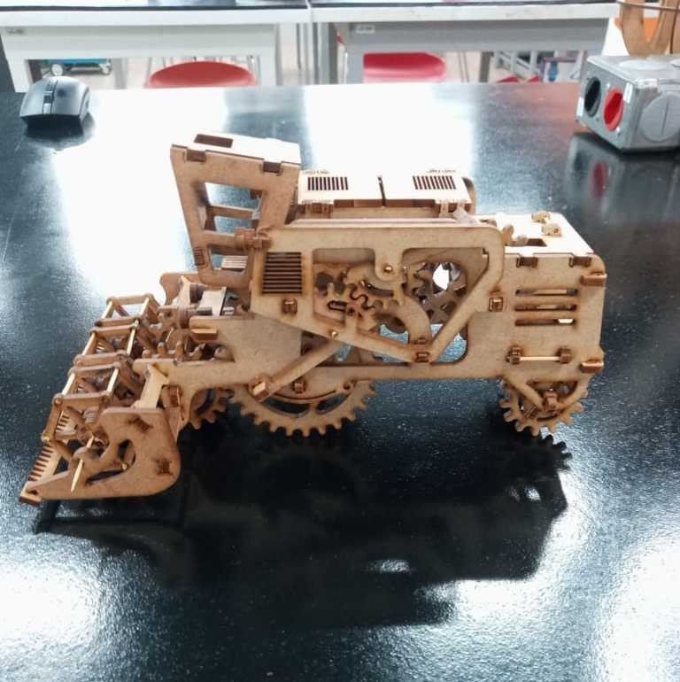 Laser Cut Harvester 3D Puzzle