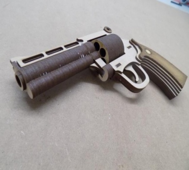 Pistolet Magnum Canon 4 pouces découpé au laser
