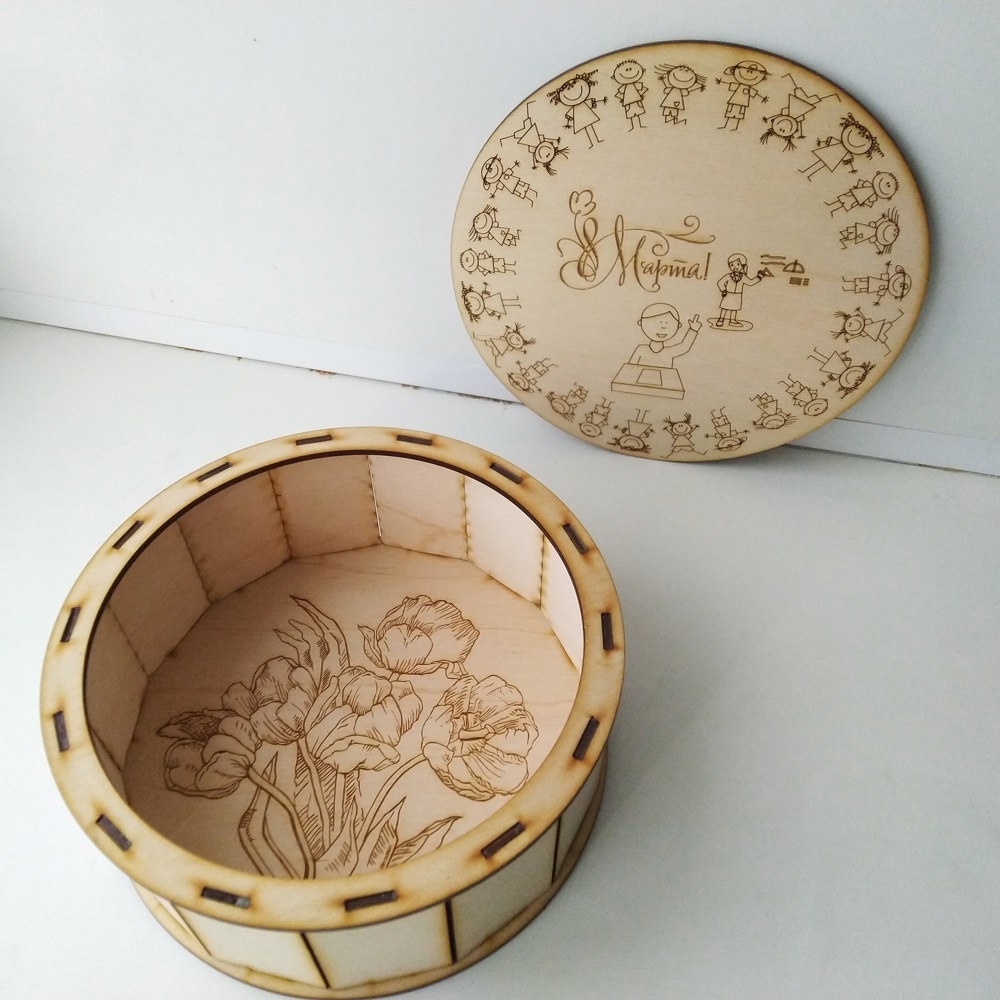 Lasergeschnittene gravierte runde Geschenkbox aus Holz